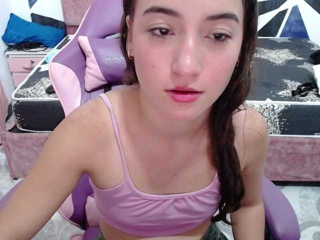  scarleth18 chat room