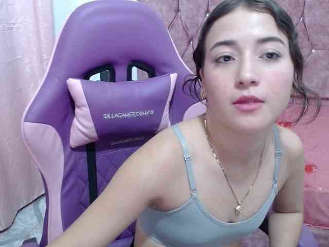 scarleth18 webcam