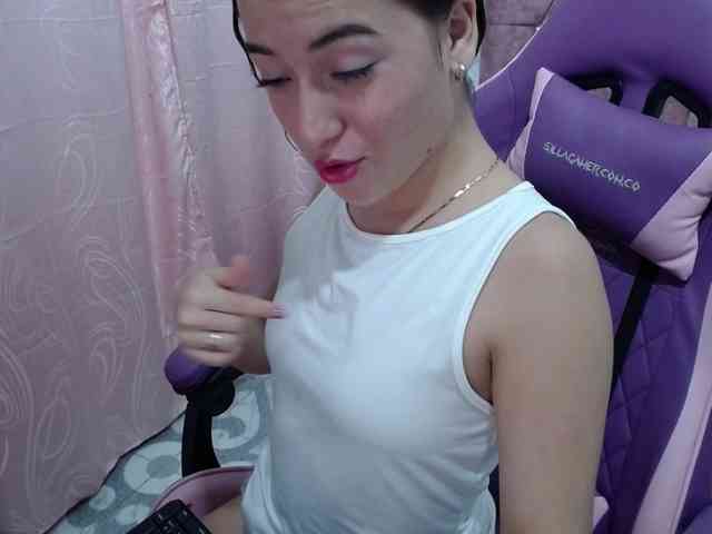 scarleth18 scarleth18