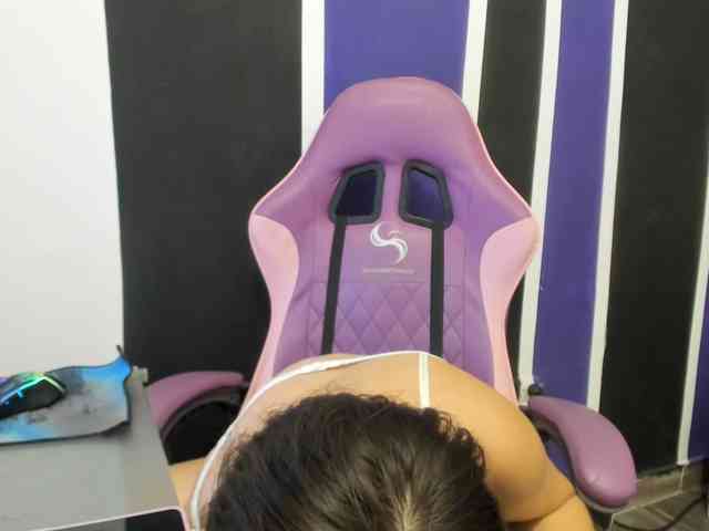 scarleth18 scarleth18