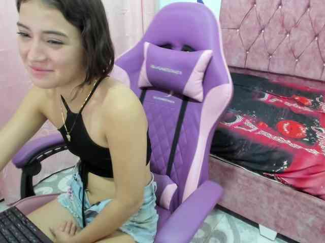 scarleth18 webcam