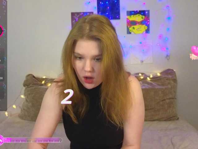 Lasey's BongaCams show and profile