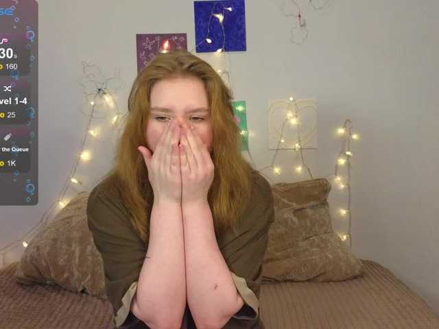 Lasey's BongaCams show and profile