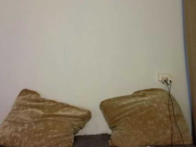 Lasey's BongaCams show and profile