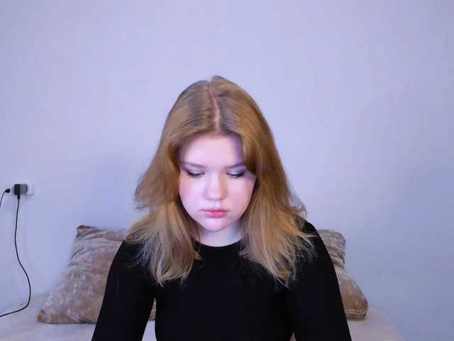 Naked Lasey wants you to fuck her body now Lasey from BongaCams