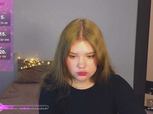 Lasey's BongaCams show and profile