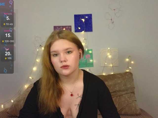 Lasey's BongaCams show and profile