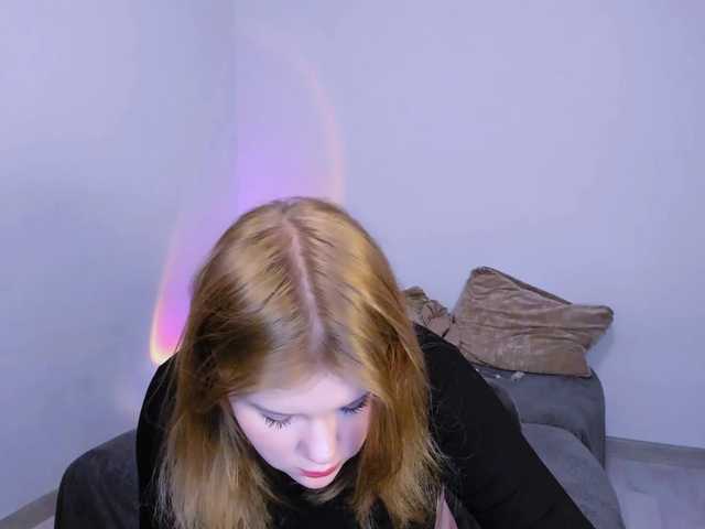 Lasey's BongaCams show and profile