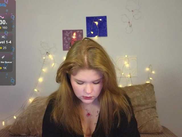 Lasey's BongaCams show and profile