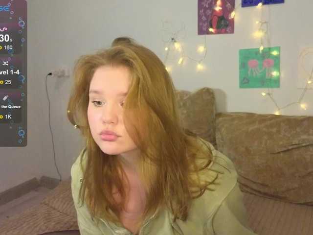 Lasey's BongaCams show and profile