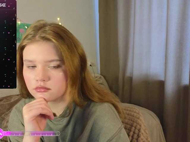 Lasey's BongaCams show and profile