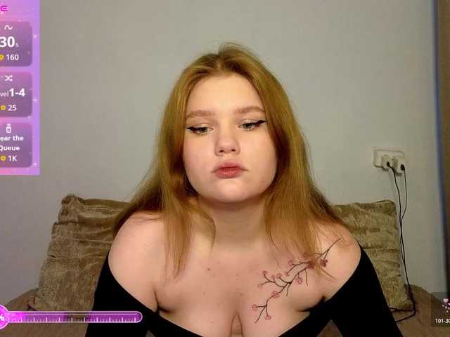 Lasey's BongaCams show and profile