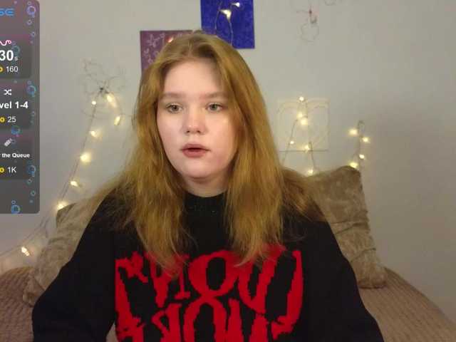 Lasey's BongaCams show and profile