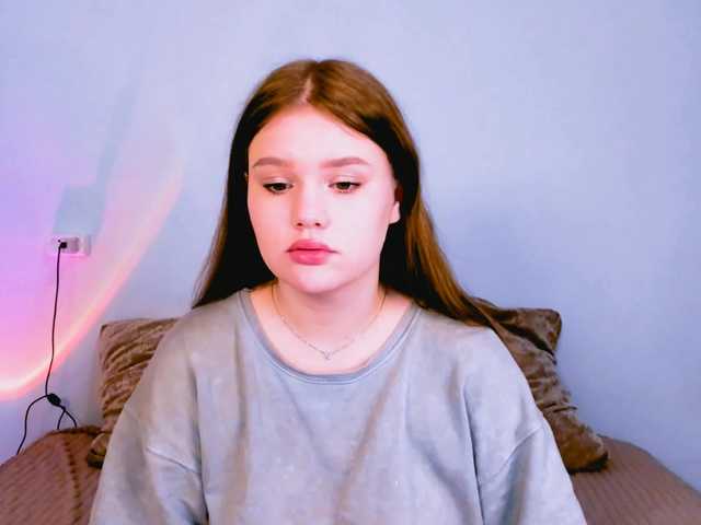 Lasey's BongaCams show and profile