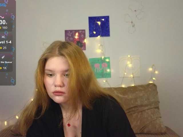 Lasey's BongaCams show and profile