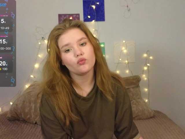 Lasey's BongaCams show and profile