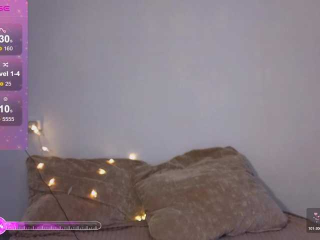 Lasey's BongaCams show and profile