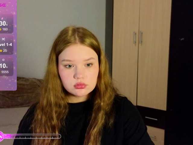 Lasey's BongaCams show and profile