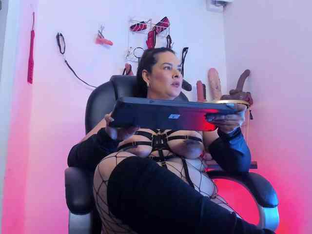 miss-skarleth webcam