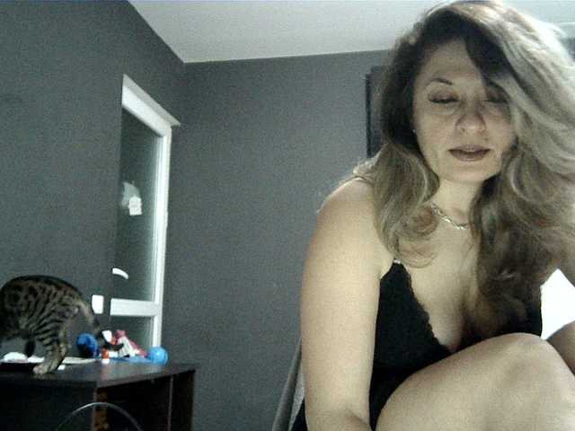 lionessmom's BongaCams show and profile