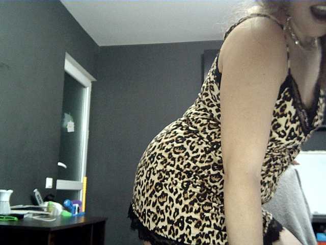 lionessmom's BongaCams show and profile