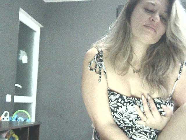 lionessmom's BongaCams show and profile