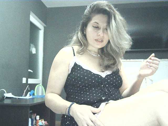 lionessmom's BongaCams show and profile