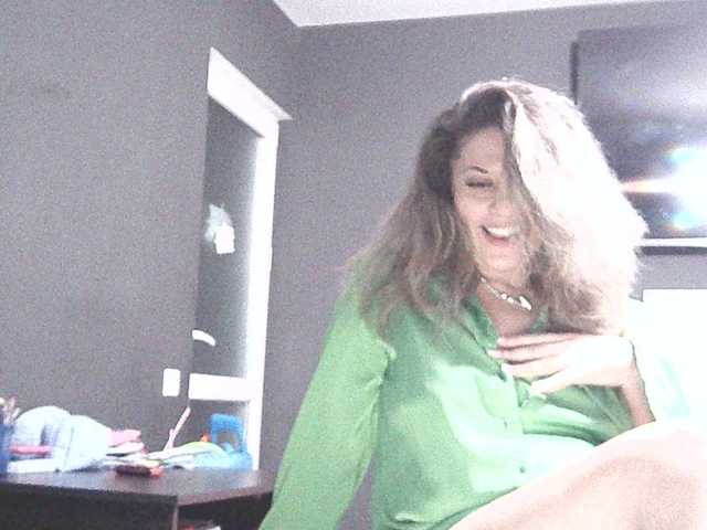 lionessmom's BongaCams show and profile