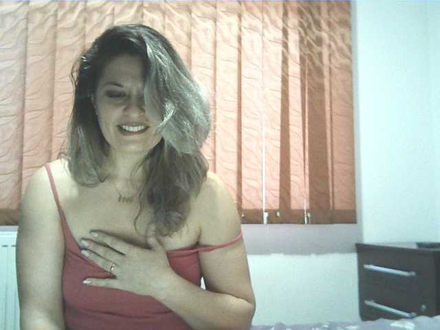 lionessmom's BongaCams show and profile