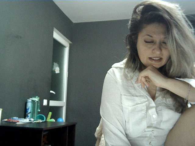 lionessmom's BongaCams show and profile