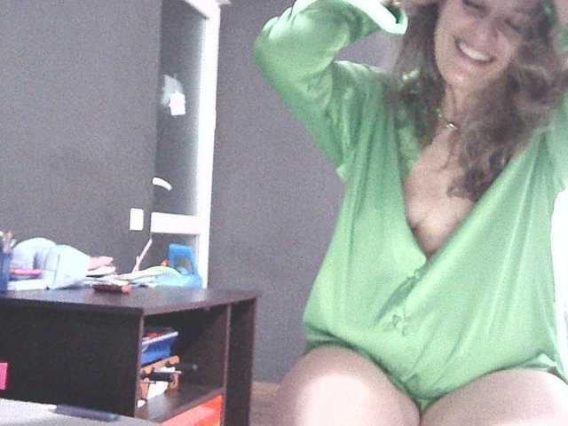 lionessmom's BongaCams show and profile