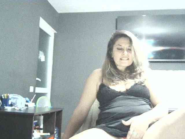 lionessmom webcam