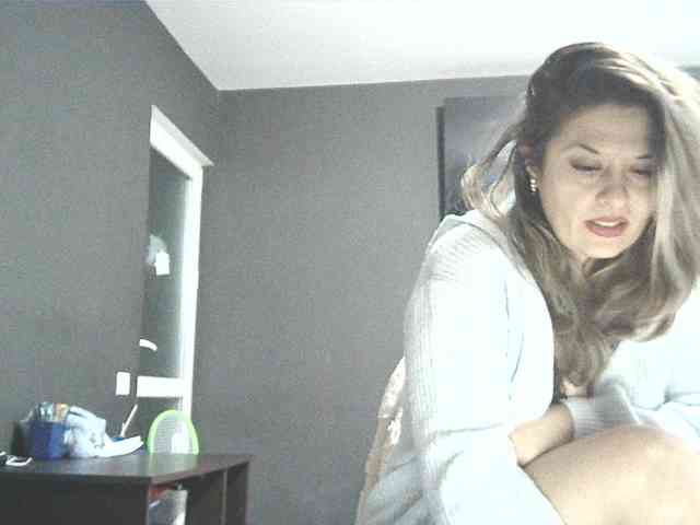 lionessmom webcam