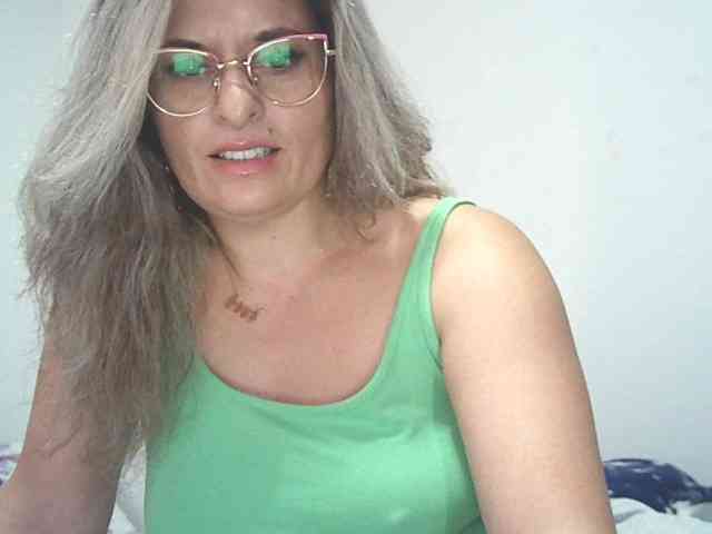 lionessmom Live Webcam on BongaCams lionessmom Live Webcam on BongaCams