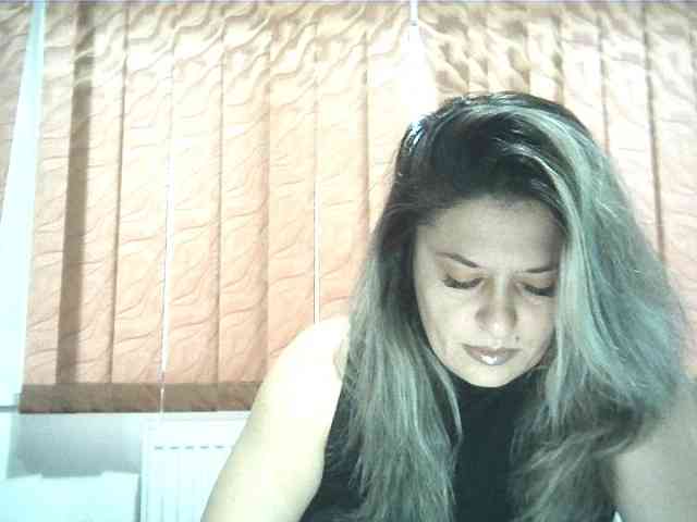 lionessmom Live Webcam on BongaCams