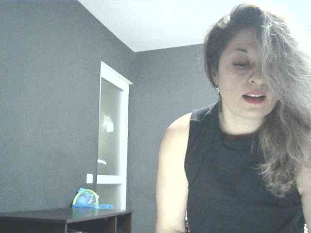 lionessmom webcam