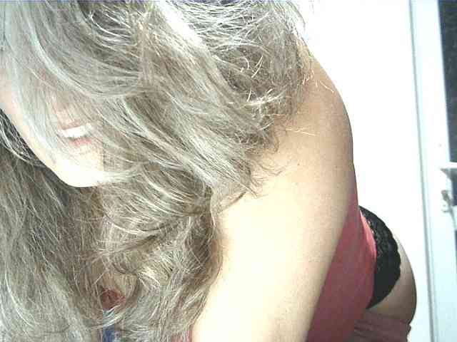 lionessmom webcam