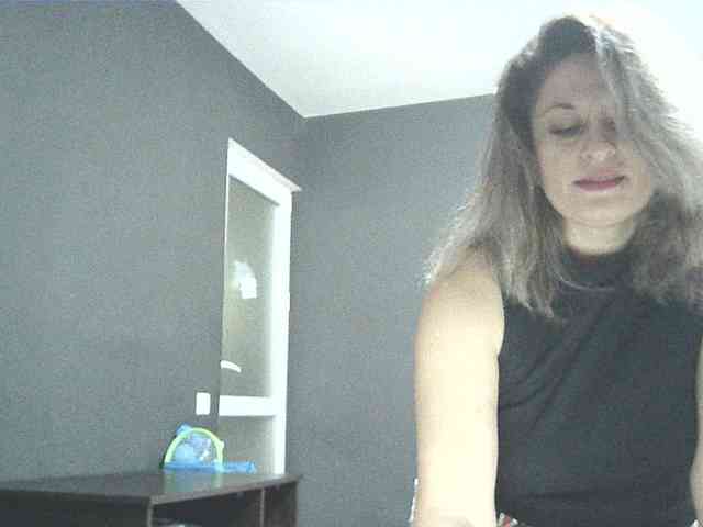 lionessmom webcam