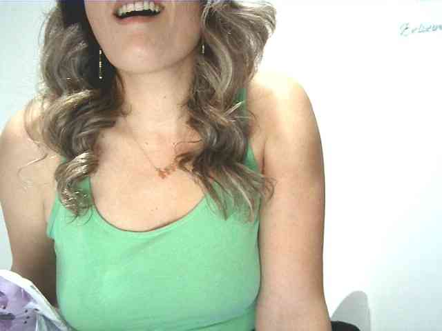 lionessmom webcam