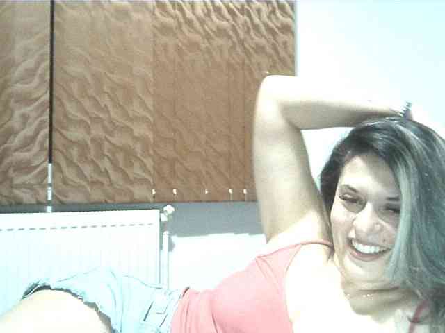 lionessmom webcam