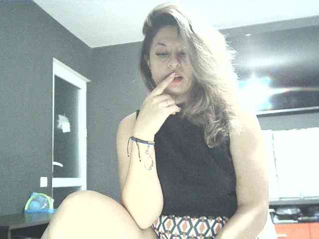 lionessmom Live Webcam on BongaCams