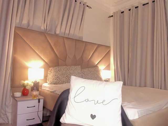 jasminmelonsa's BongaCams show and profile