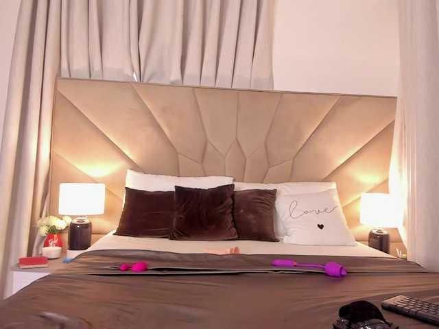 jasminmelonsa's BongaCams show and profile