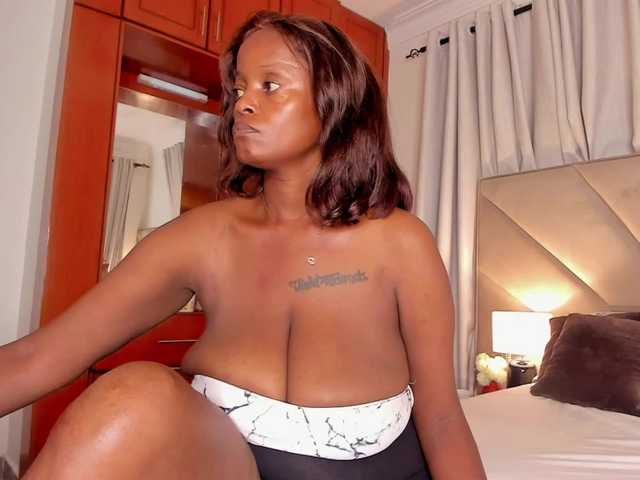 jasminmelonsa's BongaCams show and profile