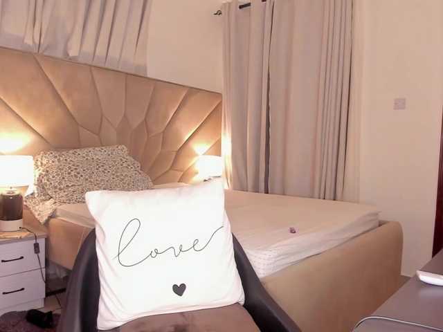 jasminmelonsa's BongaCams show and profile