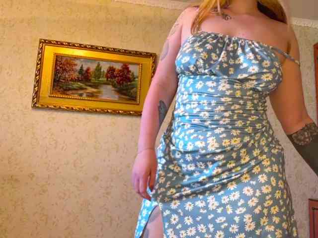 RedMadonna webcam