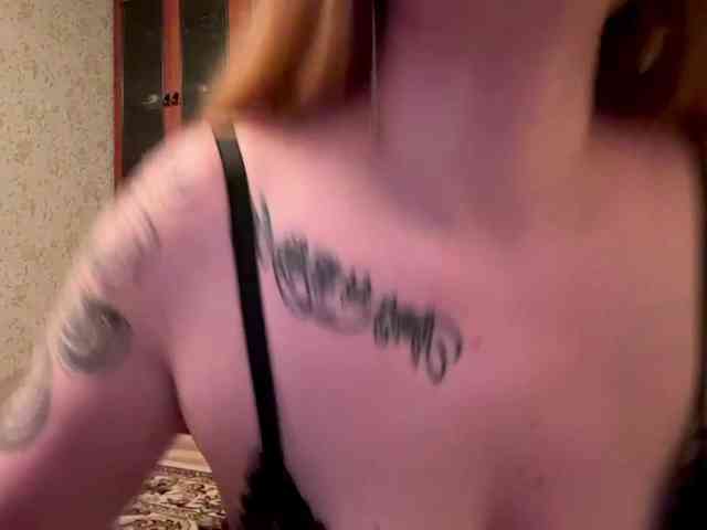 RedMadonna webcam