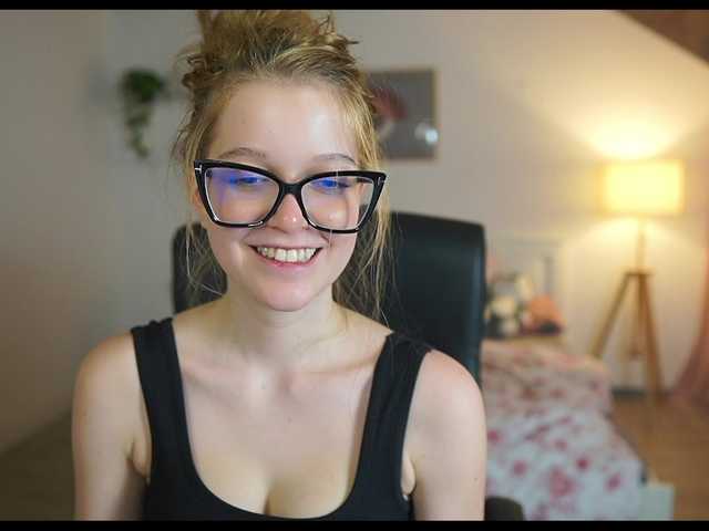 lisamccoy's BongaCams show and profile