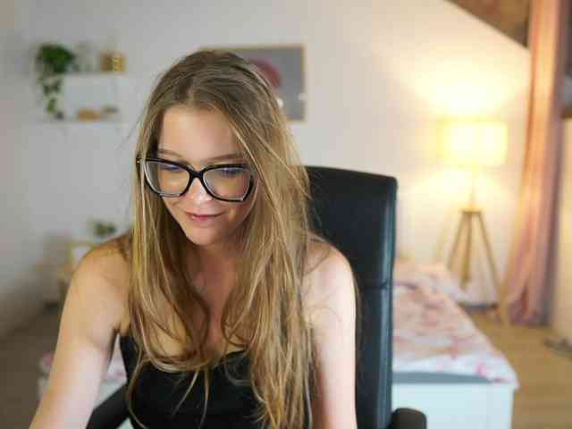 lisamccoy webcam
