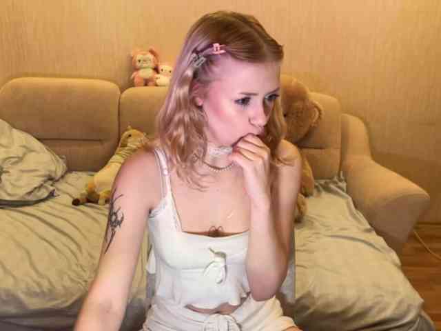 LizzySweetie webcam
